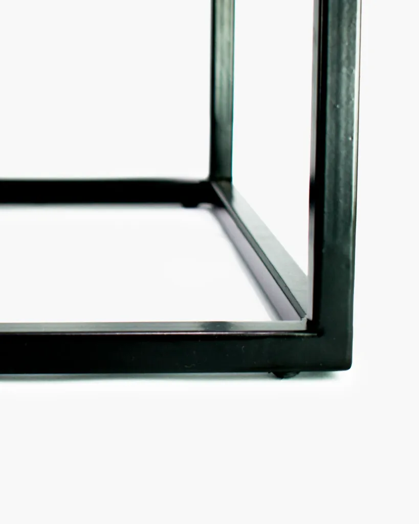 mesa-de-luz-lorem-v-m-negro-petiribi (4).webp